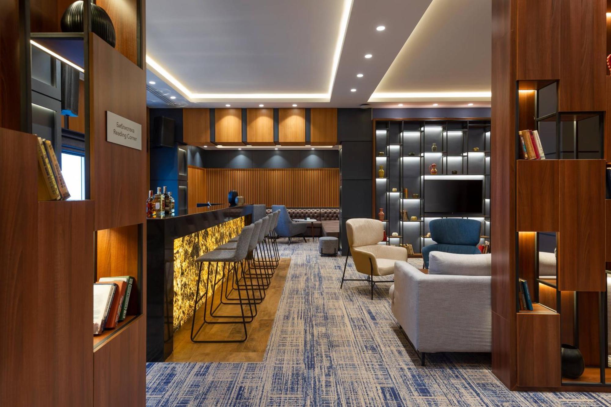 Courtyard By Marriott Tashkent Hotel Buitenkant foto