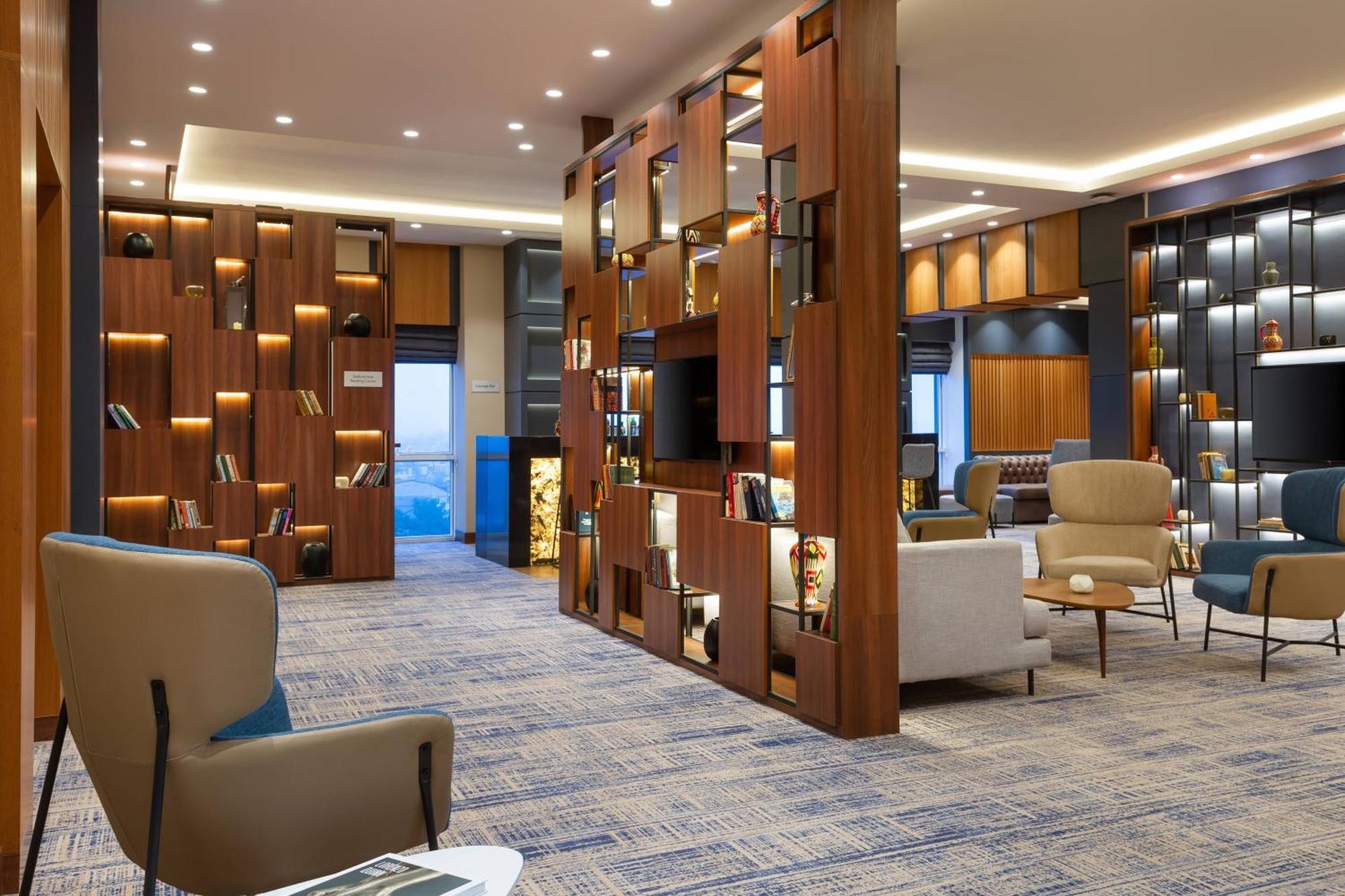 Courtyard By Marriott Tashkent Hotel Buitenkant foto